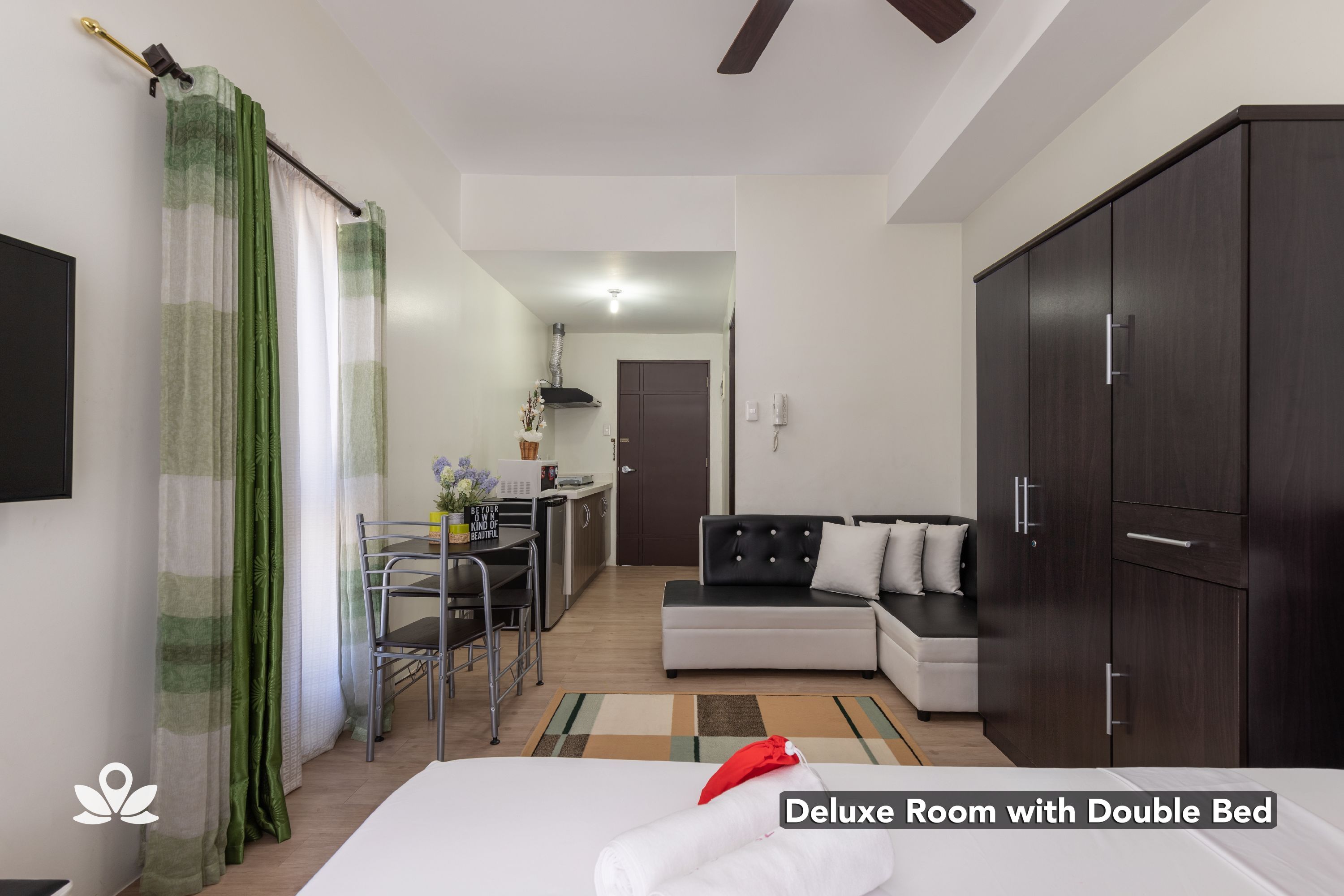 ZEN Rooms Vinia EDSA Q.C.