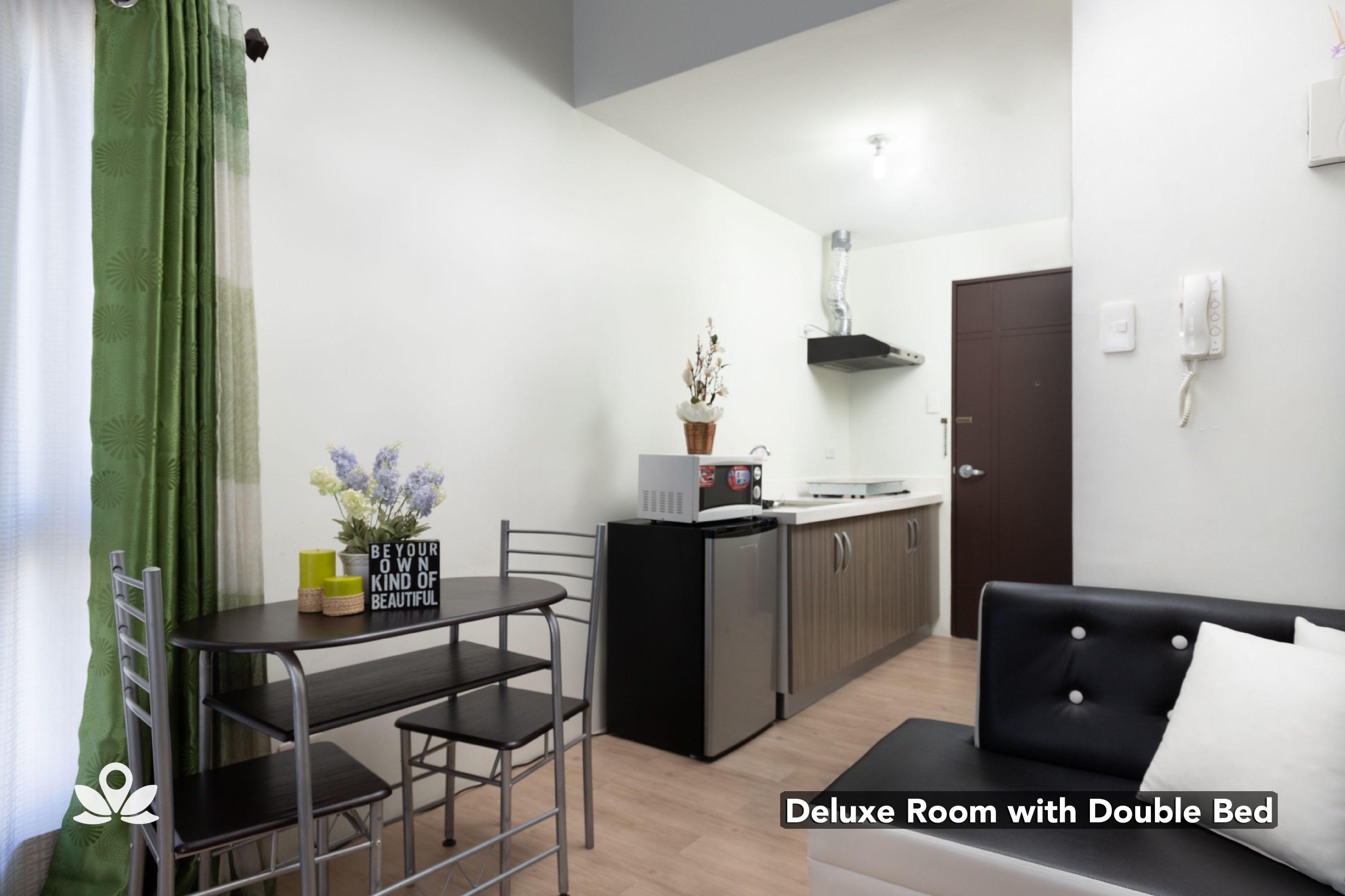 ZEN Rooms Vinia EDSA Q.C.