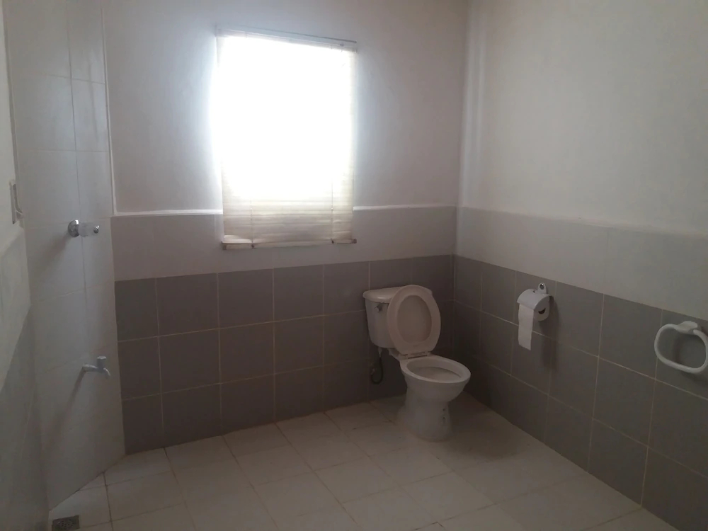 Carabao Backpackers & Guest House