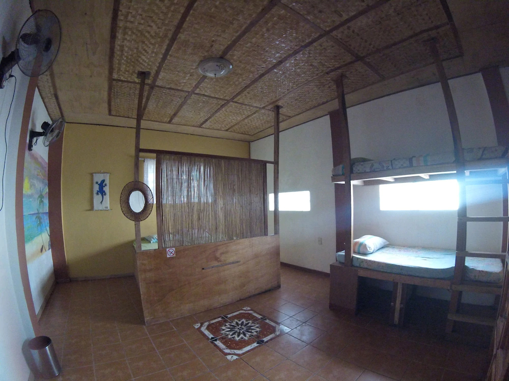 Carabao Backpackers & Guest House