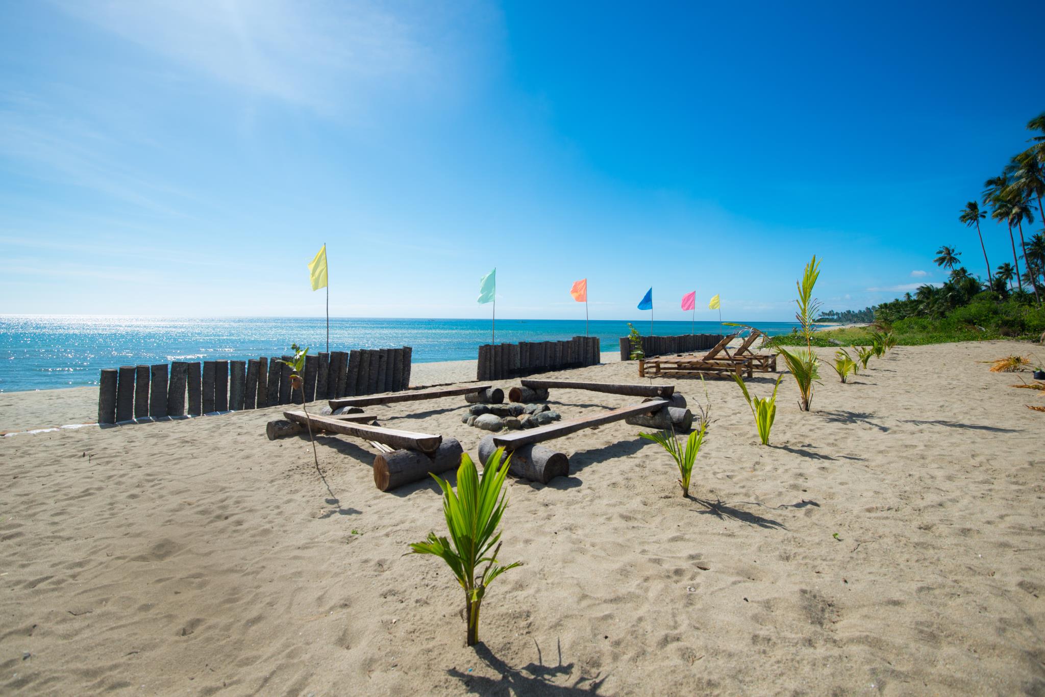 Footprints Beach Resort