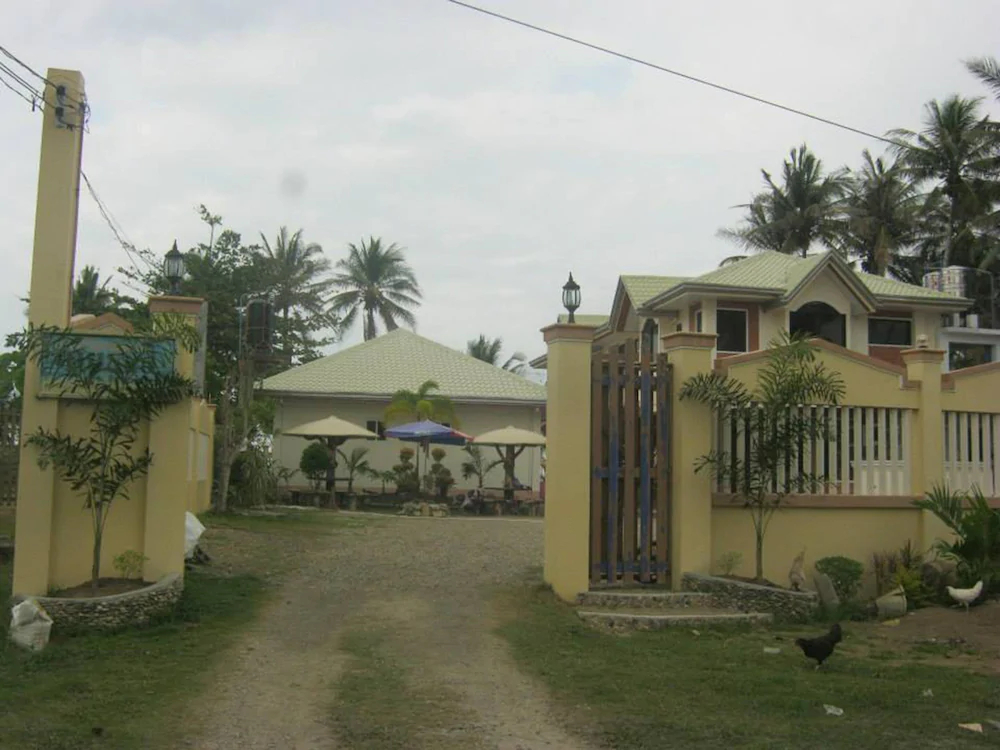Hiland Beach Resort