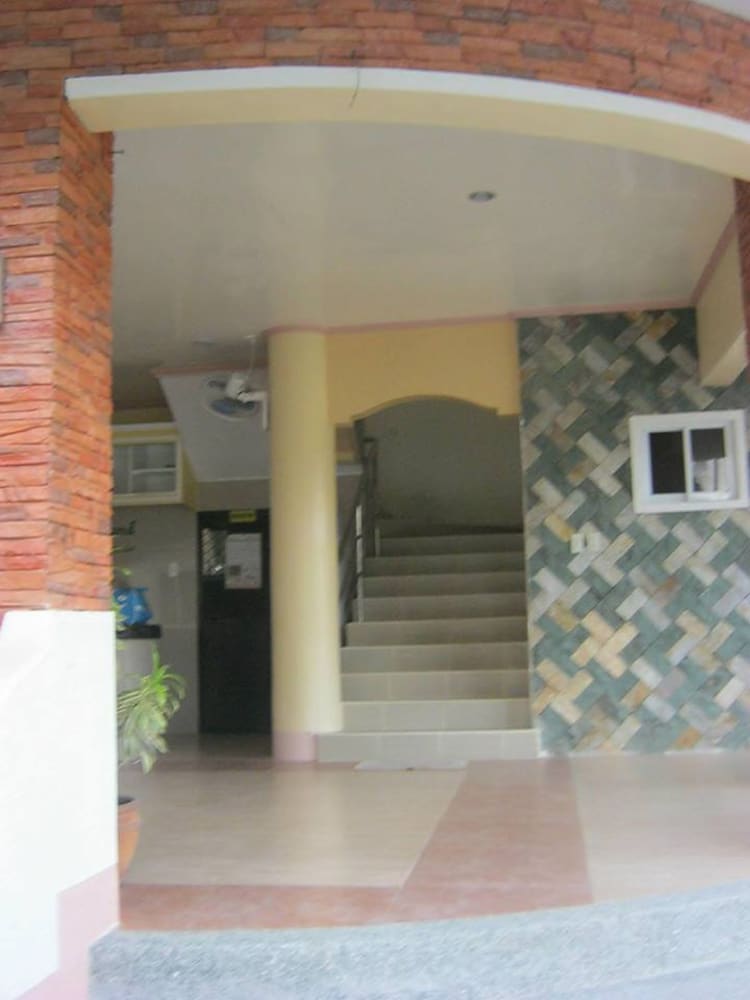 Hiland Beach Resort