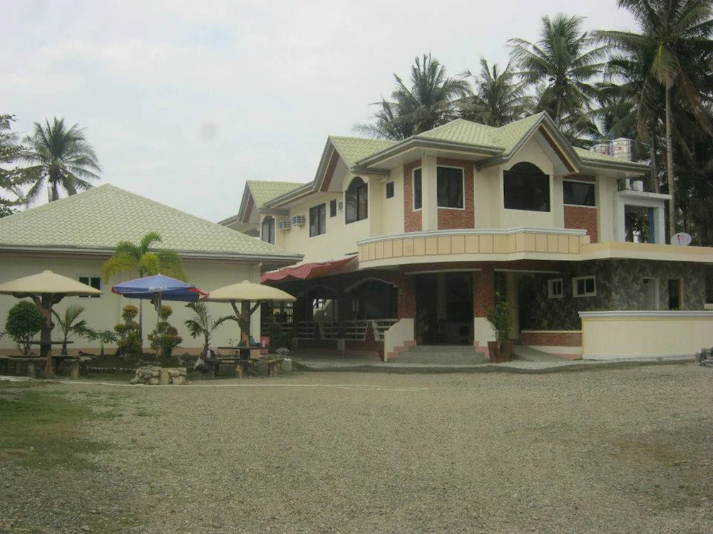 Hiland Beach Resort