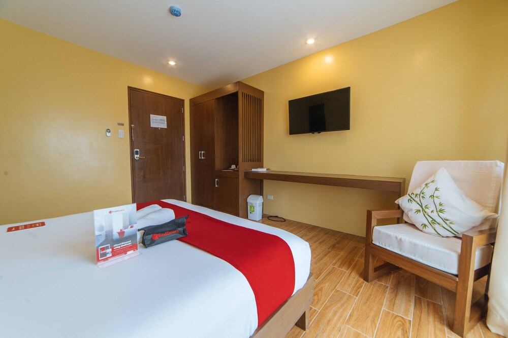 Hotel Alunsina by RedDoorz