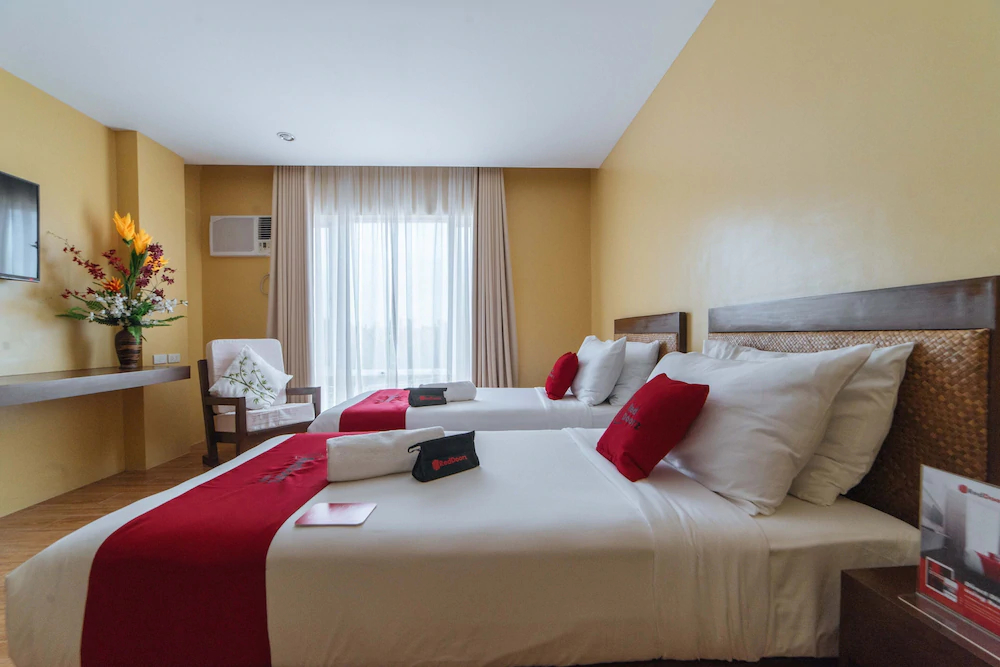 Hotel Alunsina by RedDoorz