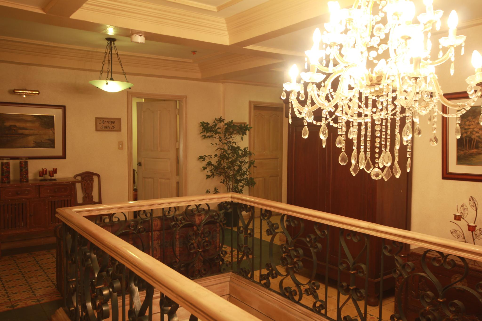 Roxas President's Inn