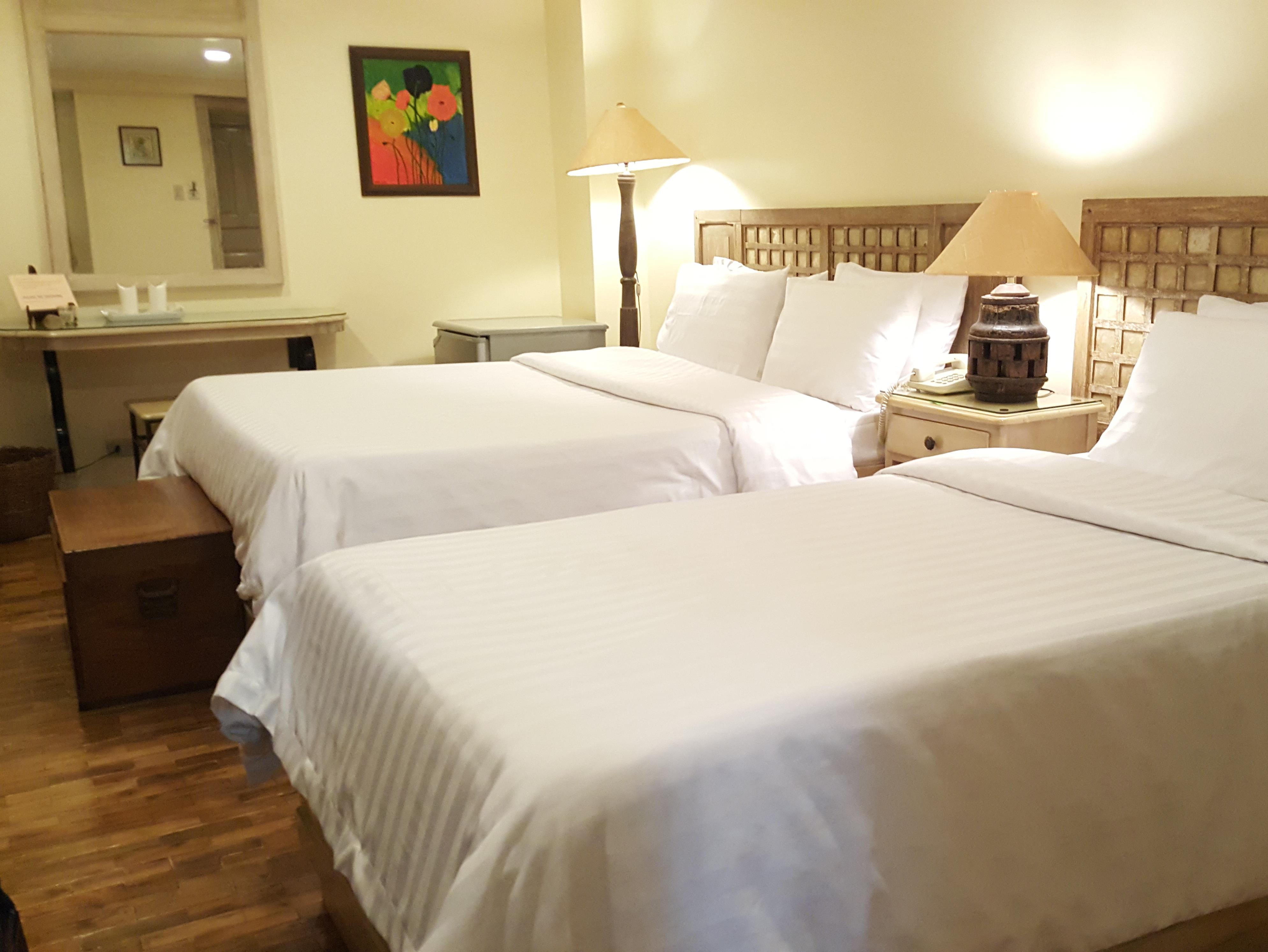 Roxas President's Inn
