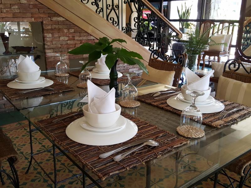 Roxas President's Inn