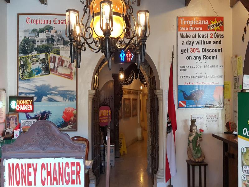 Tropicana Castle Hotel & Dive Resort