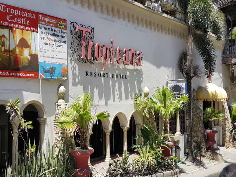 Tropicana Castle Hotel & Dive Resort