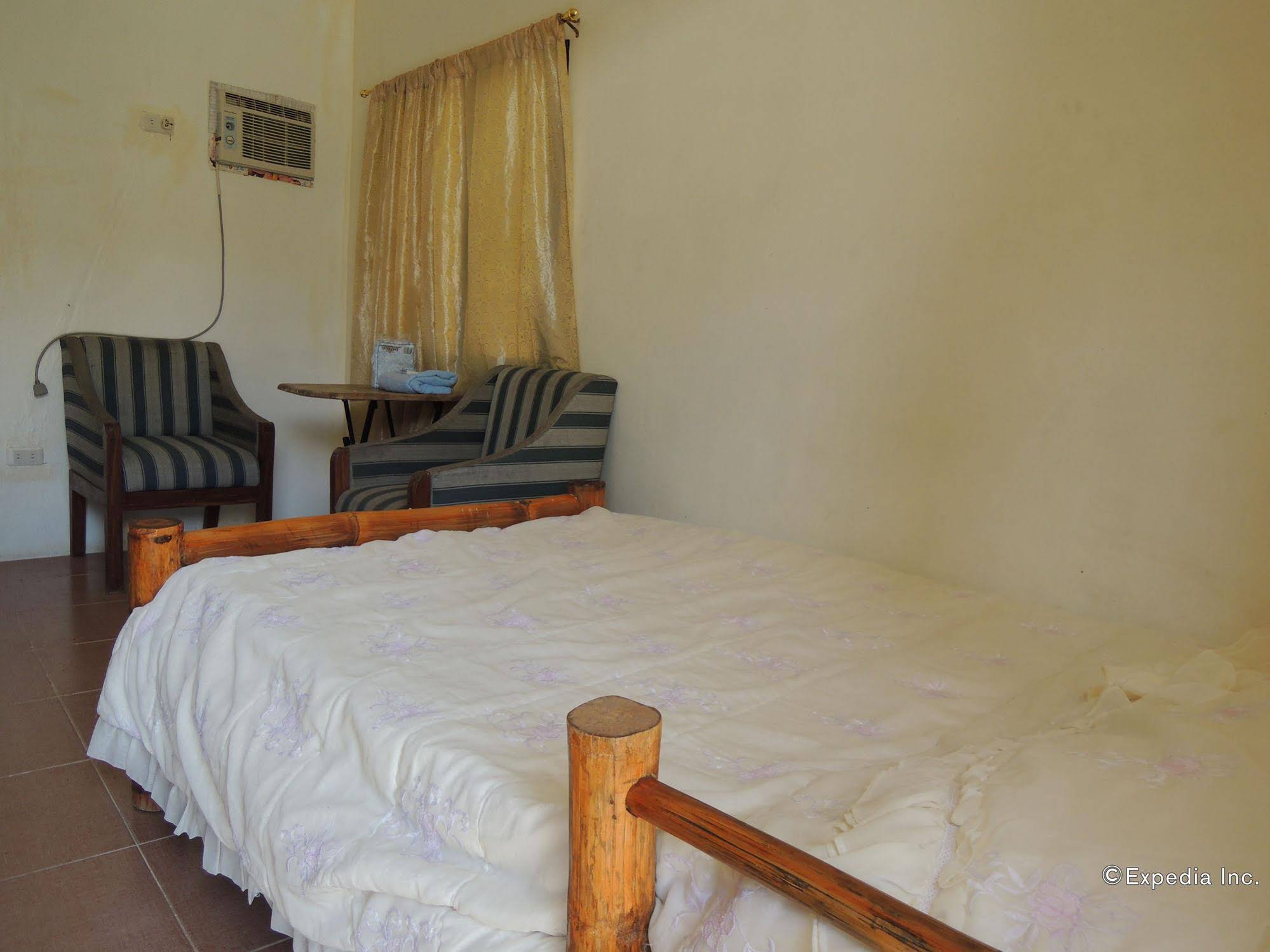 Gorion Beach Resort