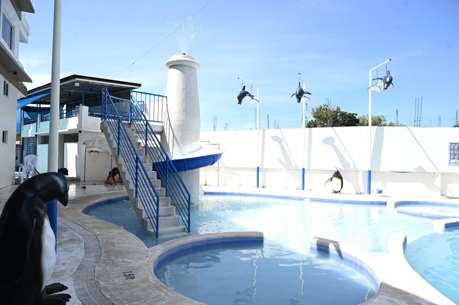 J&v Hotel And Resort