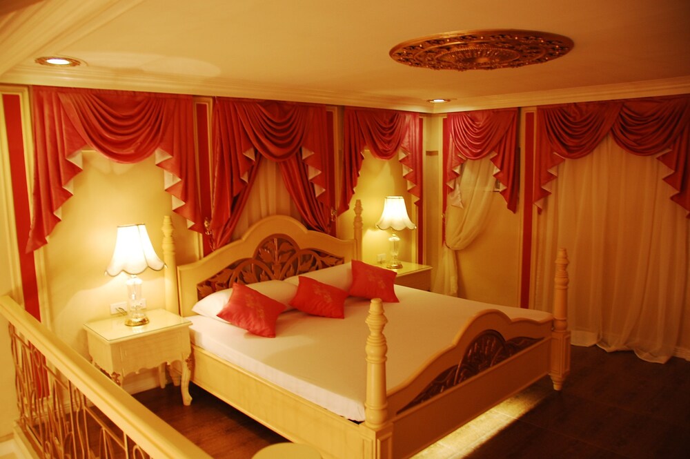 Victoria Court San Fernando