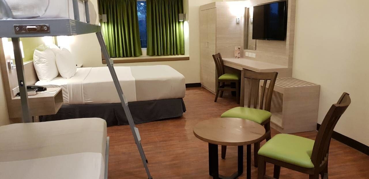 Microtel Inn & Suites by Wyndham San Fernando