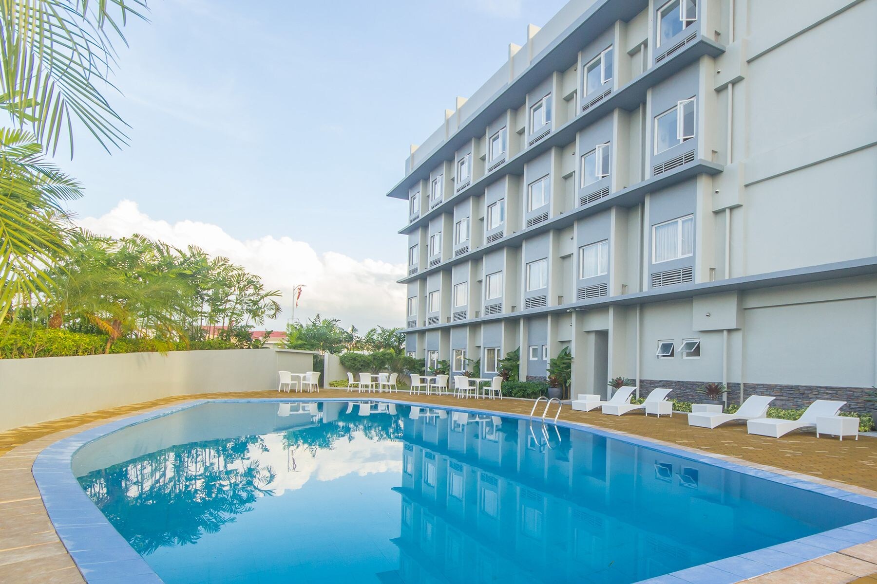 Microtel Inn & Suites by Wyndham San Fernando