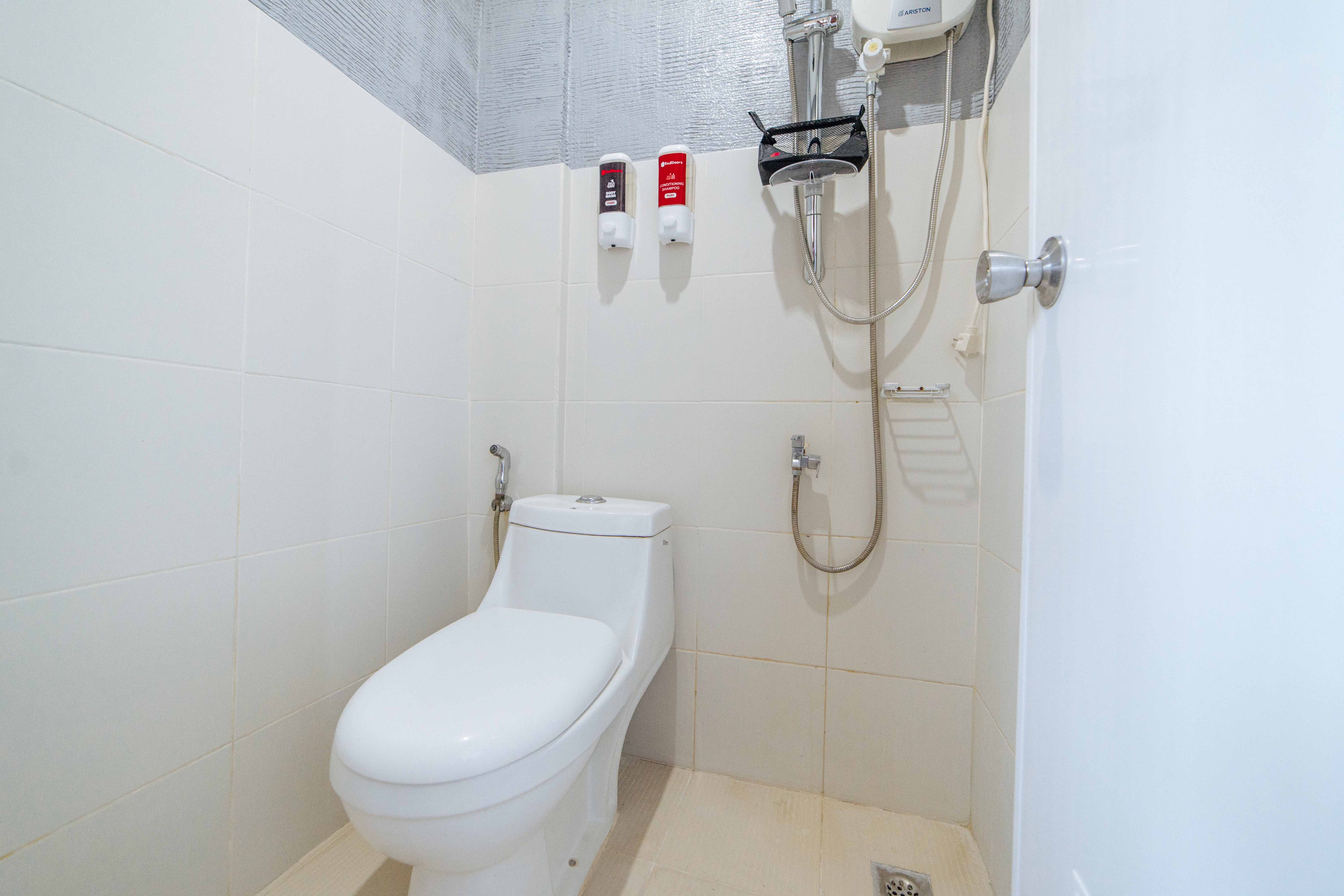 RedDoorz Plus @ Sindalan San Fernando City
