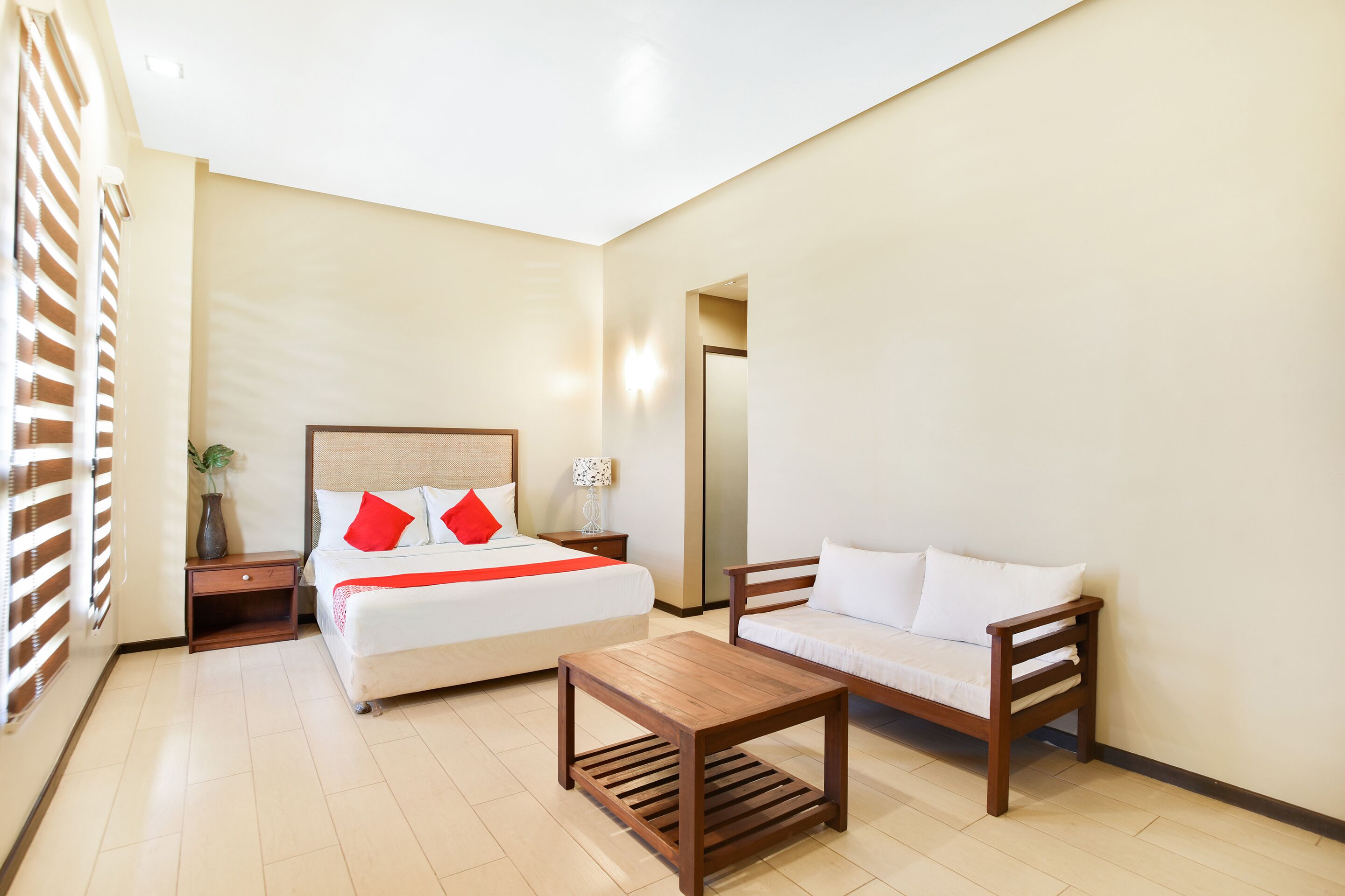 SIRC by OYO Rooms