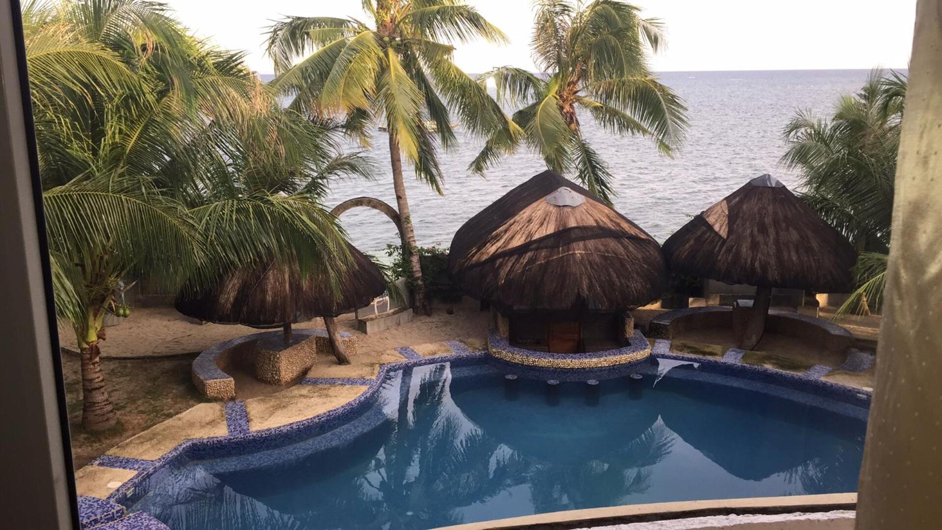 Aladin White Beach Resort