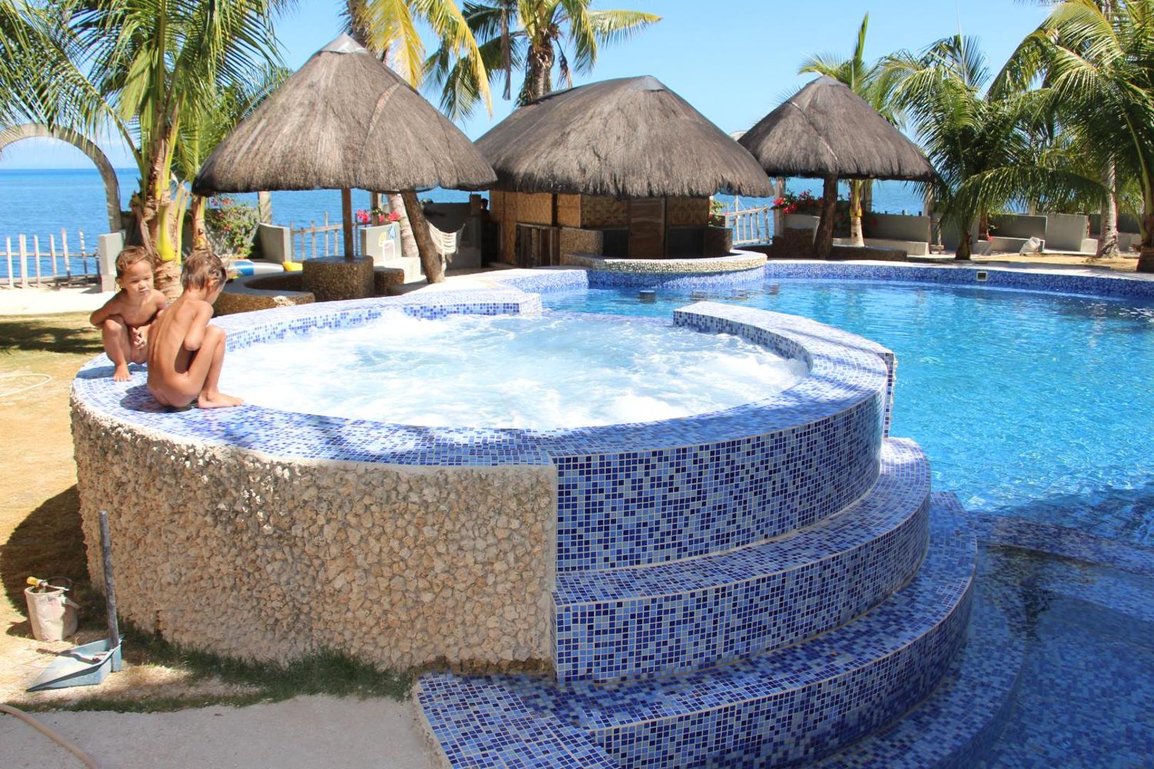 Aladin White Beach Resort