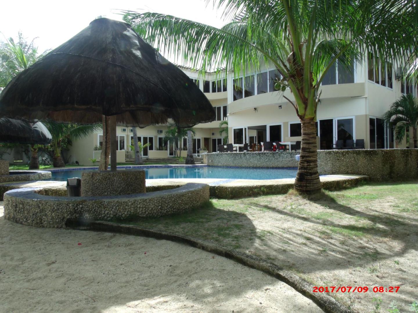 Aladin White Beach Resort