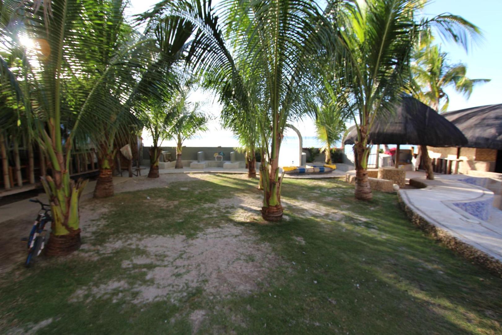 Aladin White Beach Resort