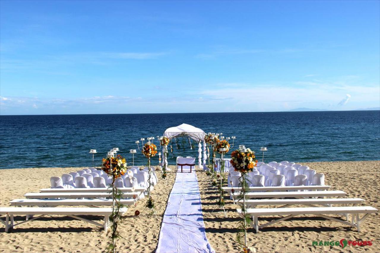 Acuaverde Beach Resort
