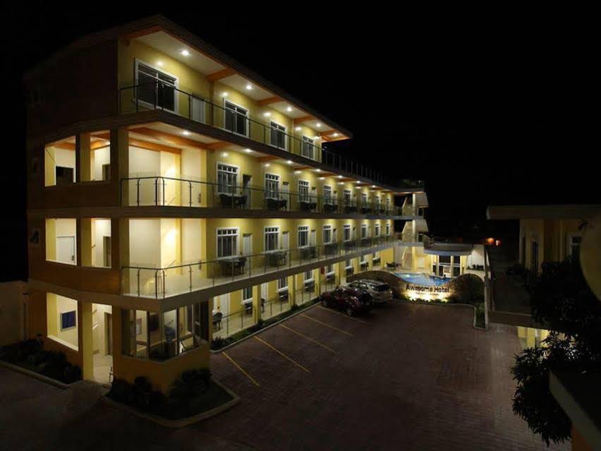 Awesome Hotel