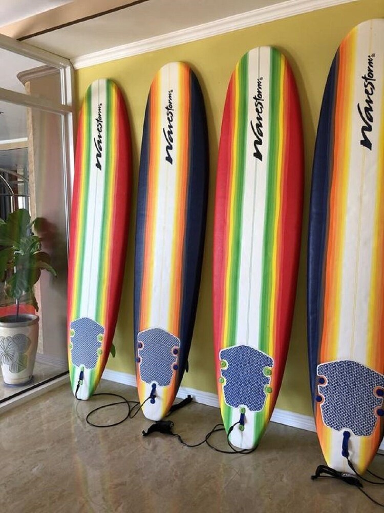 EM Royalle Hotel & Beach Resort