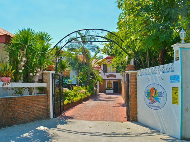 Isla Bonita Beach Resort