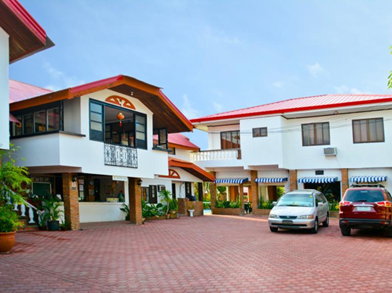 Isla Bonita Beach Resort