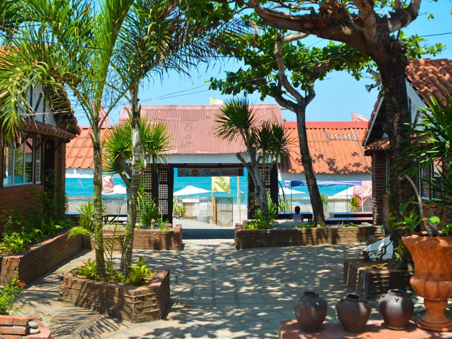 Isla Bonita Beach Resort
