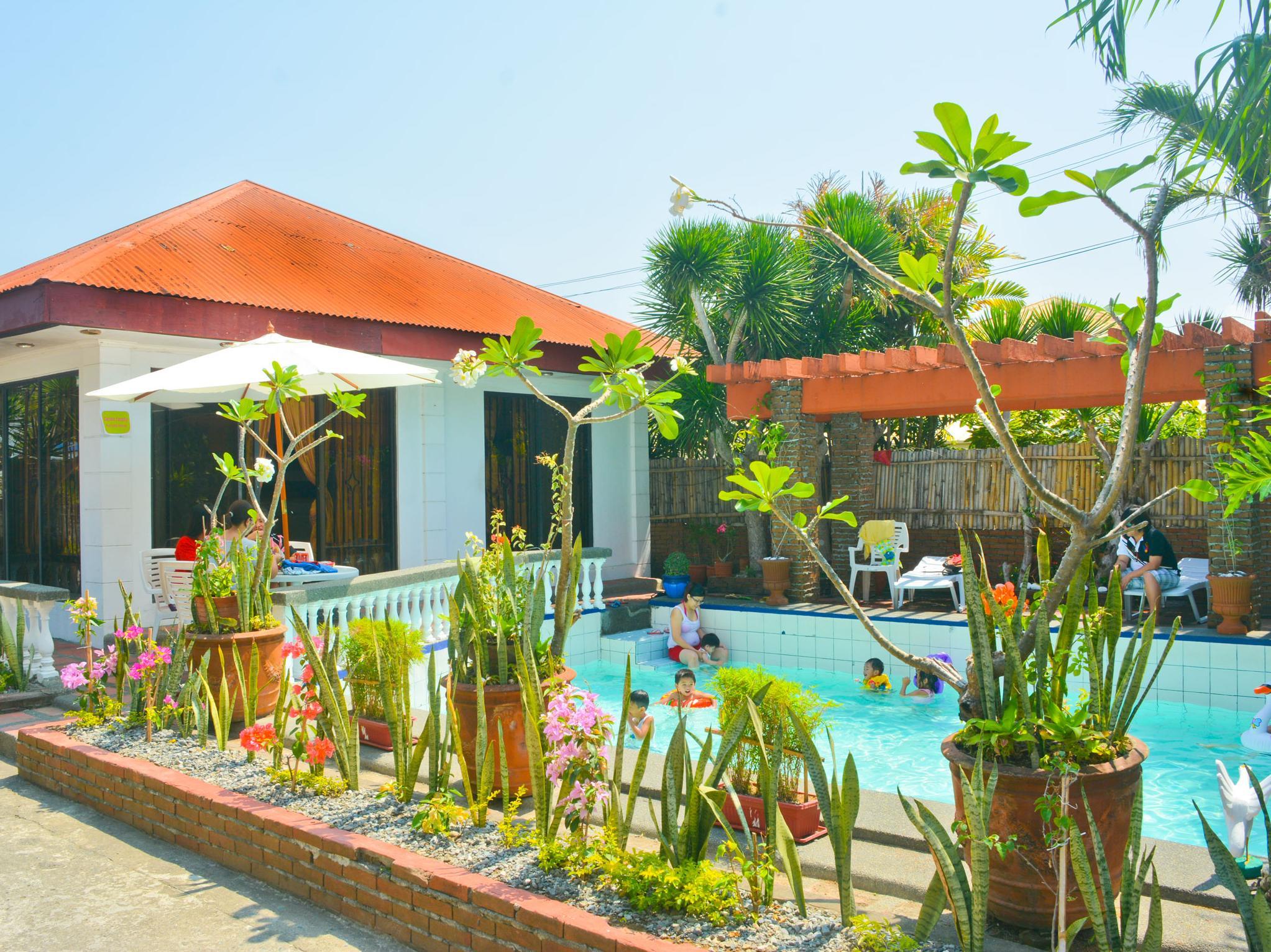 Isla Bonita Beach Resort