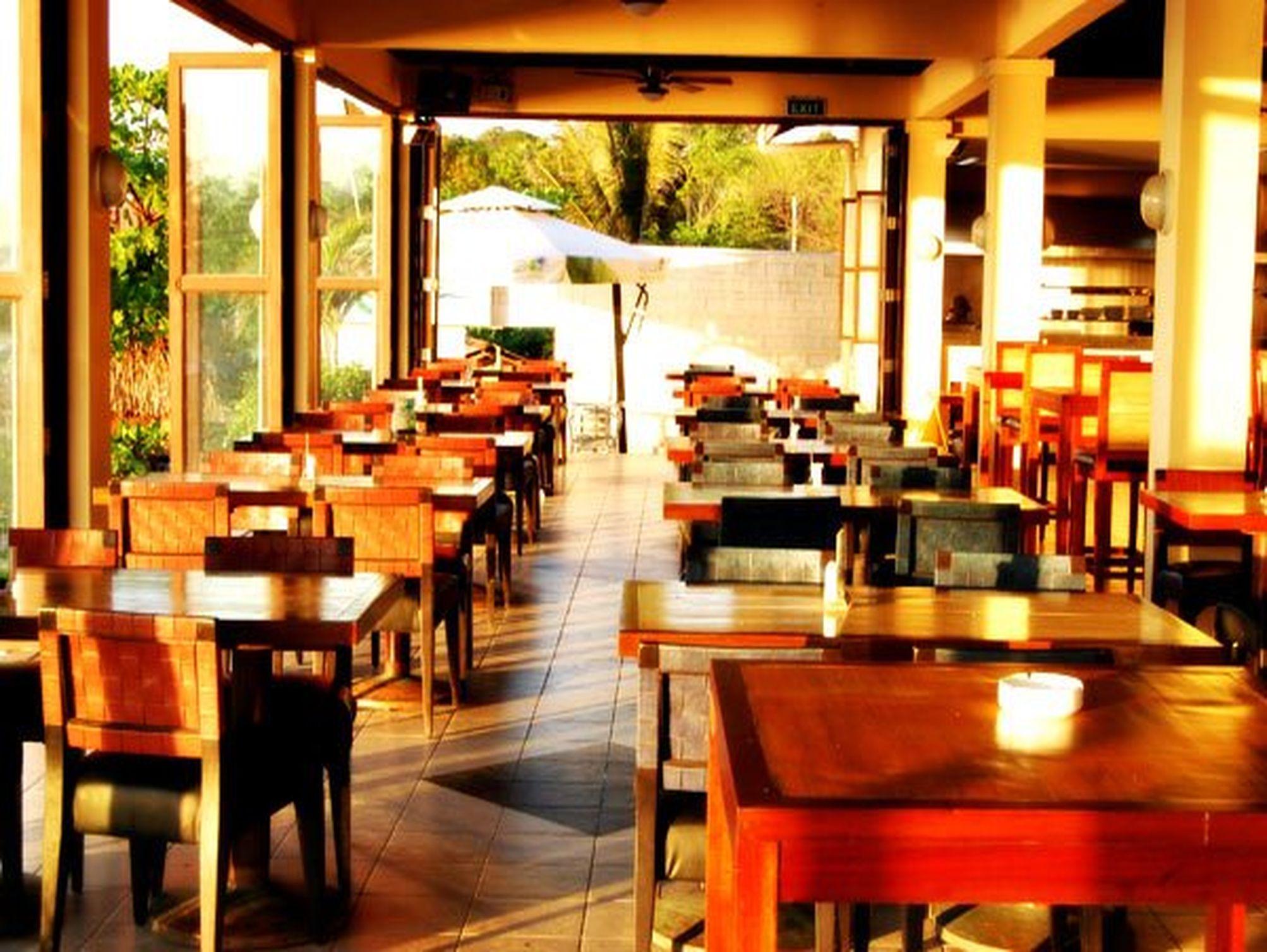 Kahuna Hotel, Cafe and Restaurant