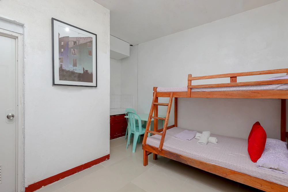 Monaliza Surf Resort