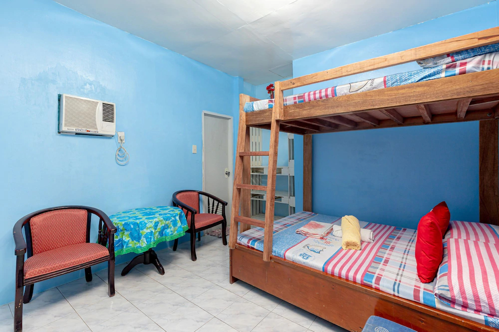 Monaliza Surf Resort