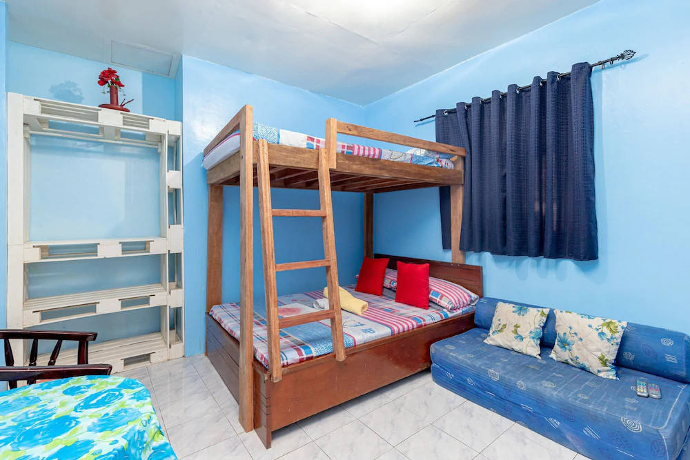 Monaliza Surf Resort