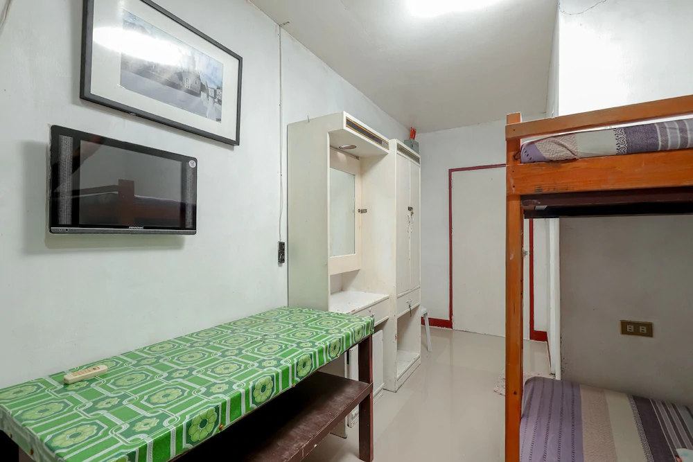 Monaliza Surf Resort
