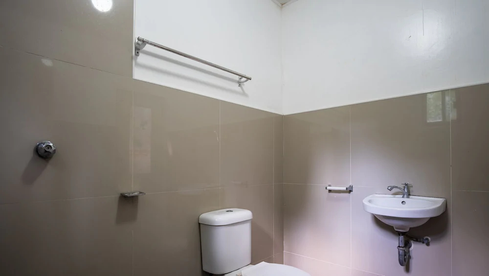 RX Hostel by ZEN Rooms
