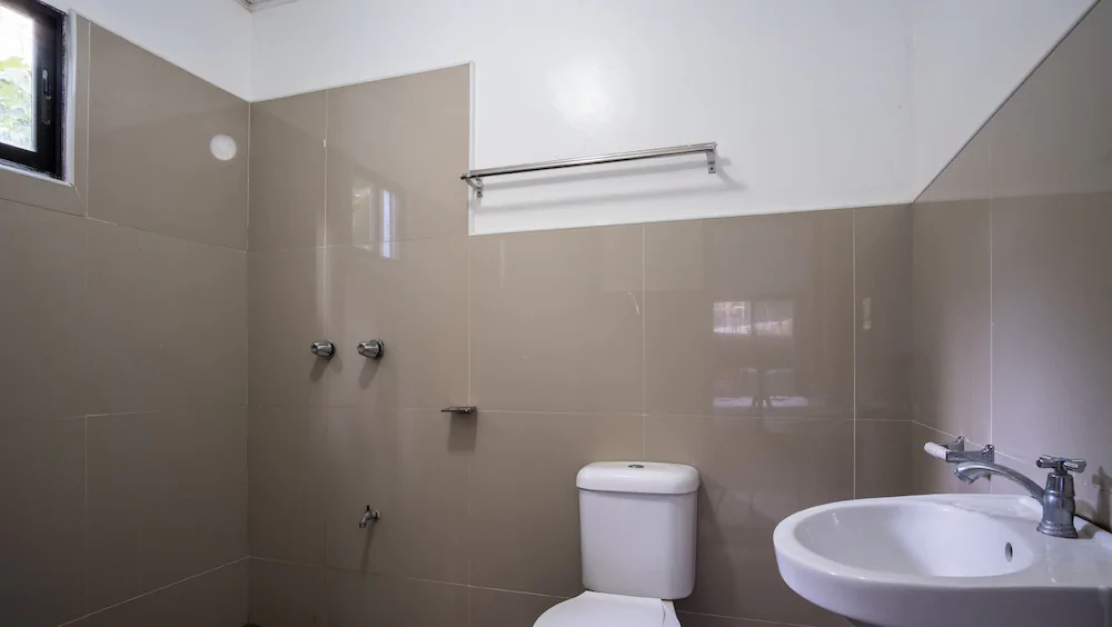 RX Hostel by ZEN Rooms