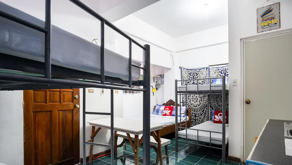 RX Hostel by ZEN Rooms