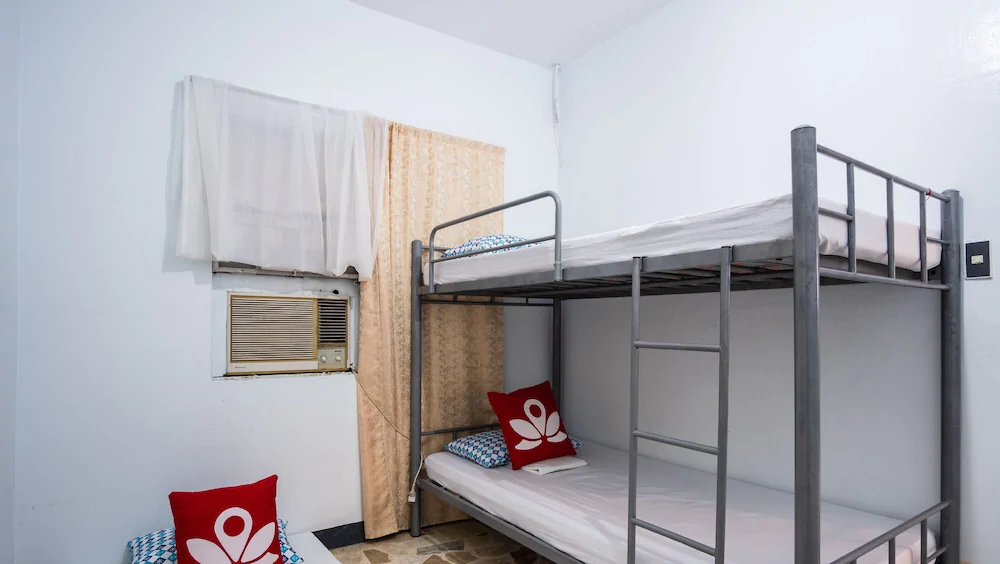 RX Hostel by ZEN Rooms