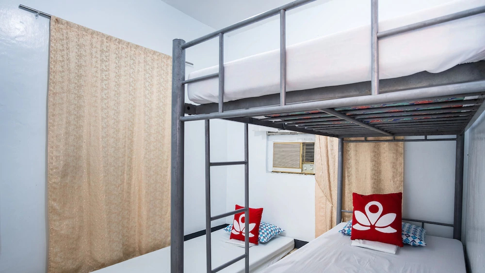 RX Hostel by ZEN Rooms