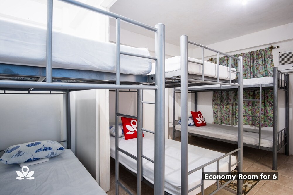 RX Hostel by ZEN Rooms