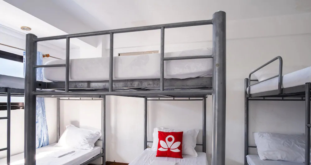 RX Hostel by ZEN Rooms