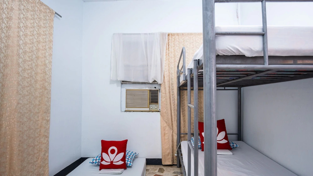 RX Hostel by ZEN Rooms