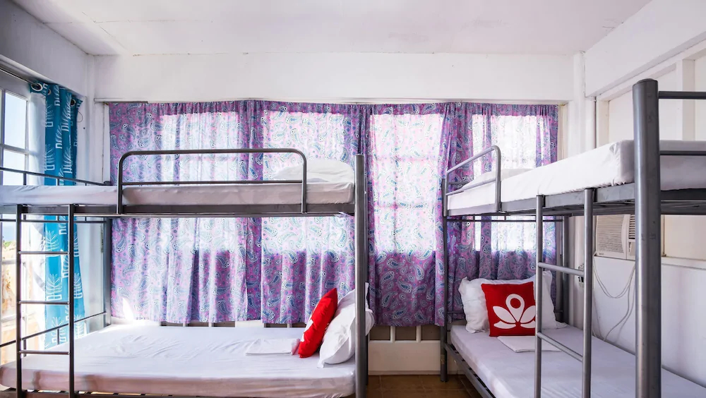 RX Hostel by ZEN Rooms
