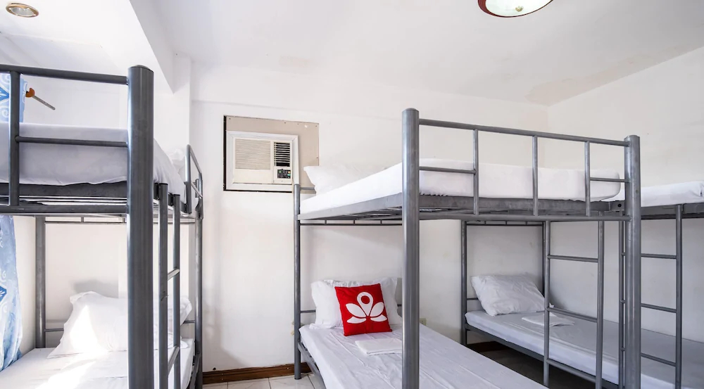 RX Hostel by ZEN Rooms
