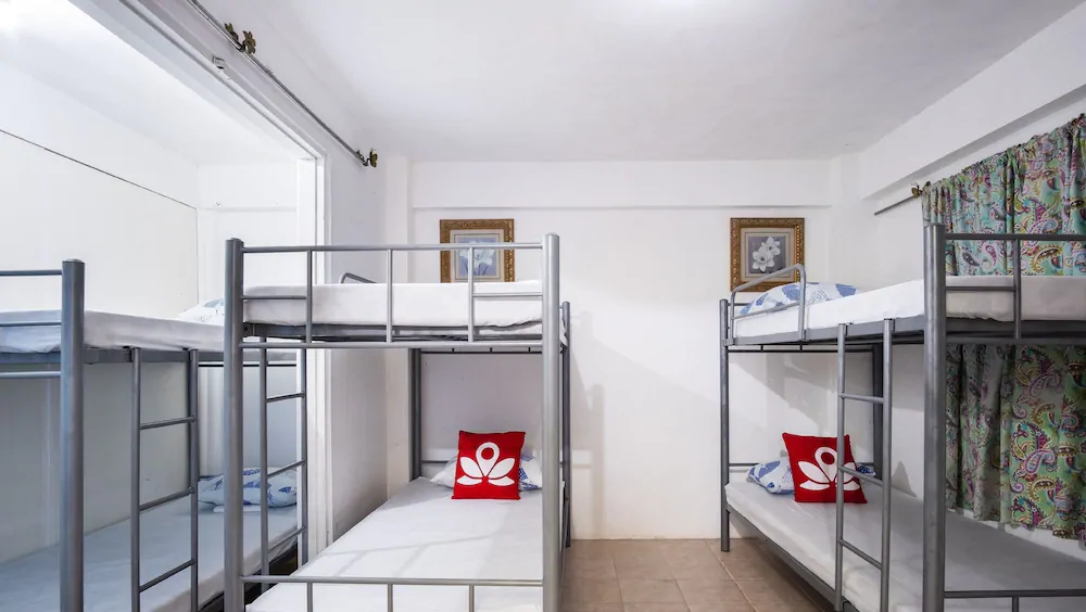 RX Hostel by ZEN Rooms