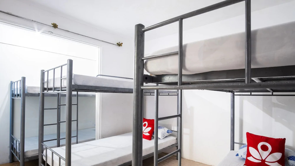 RX Hostel by ZEN Rooms